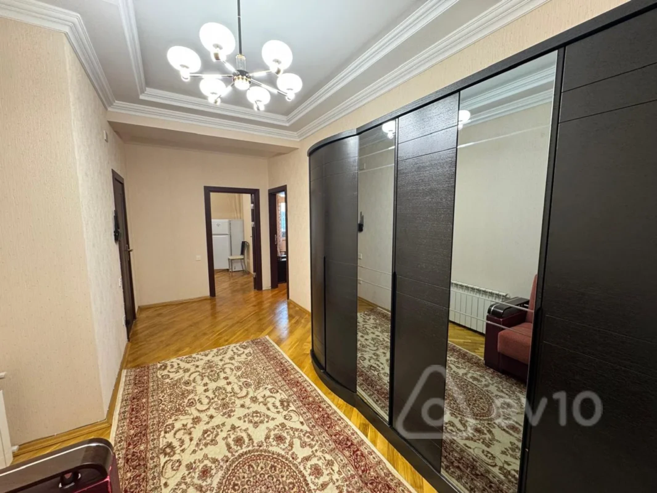 Kirayə verilir 2 otaqlı yeni tikili 72 m²