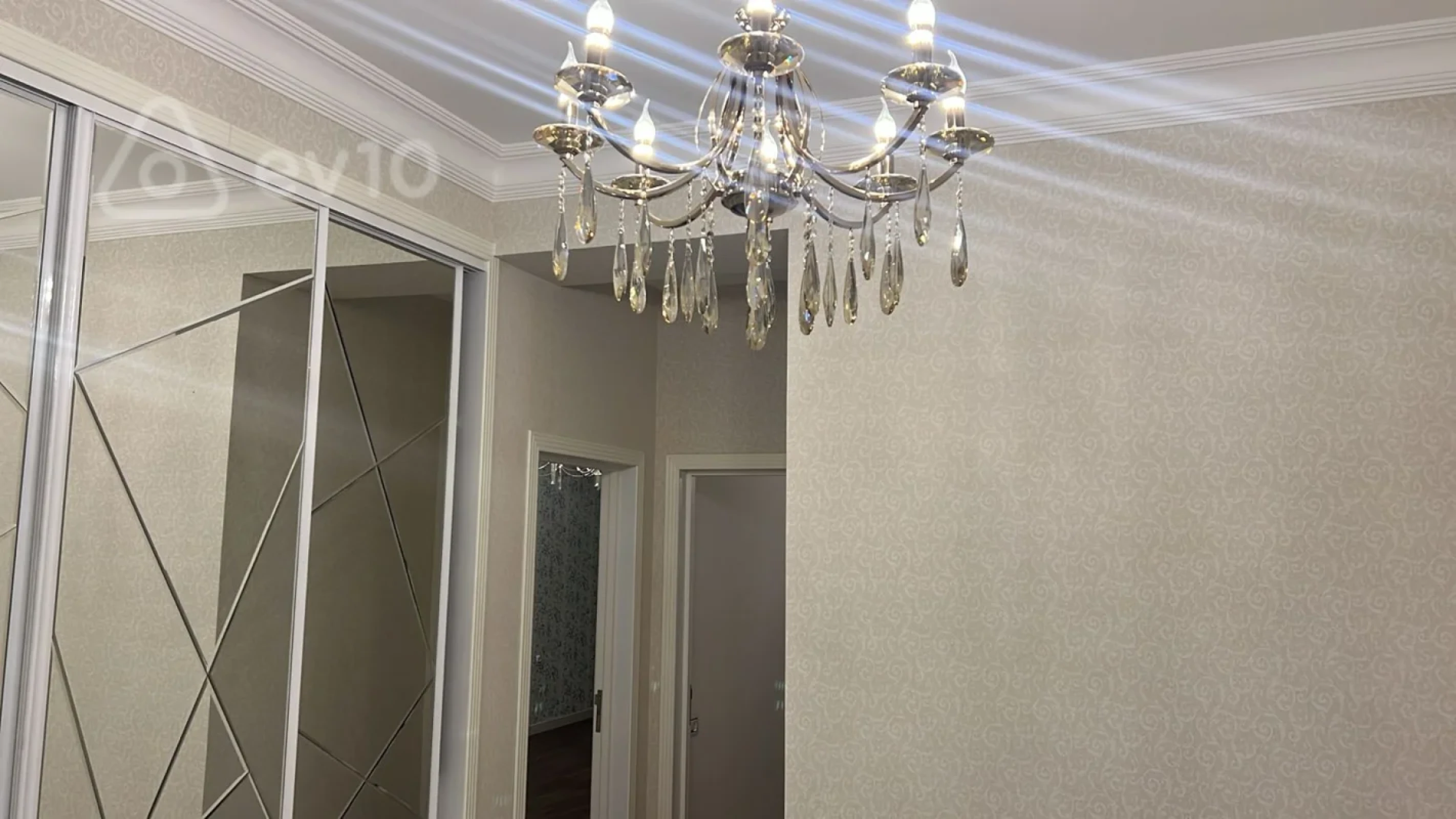 Satılır 3 otaqlı yeni tikili 172 m²