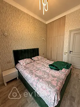 Kirayə verilir 2 otaqlı yeni tikili 82 m²