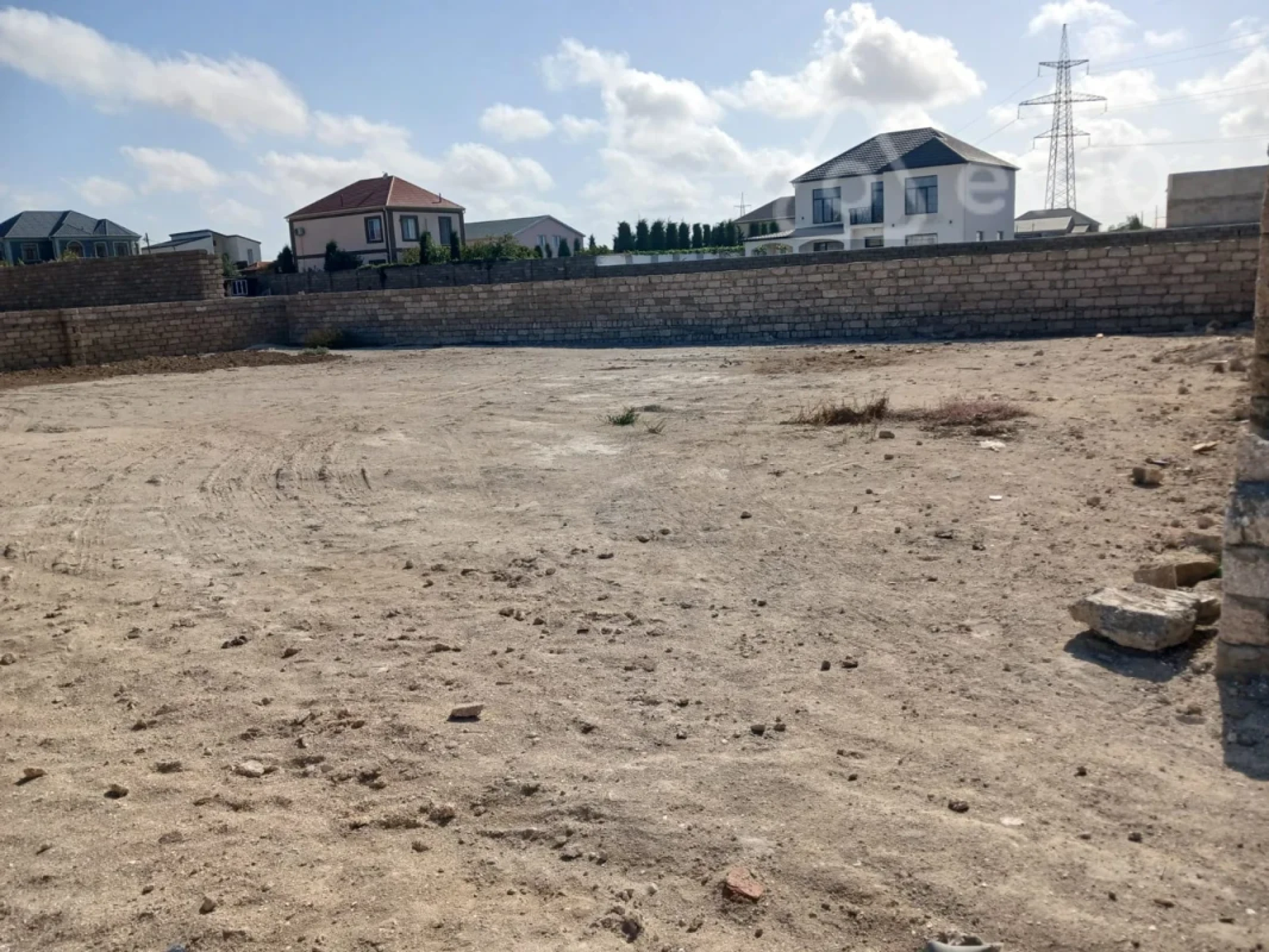 Satılır torpaq sahəsi