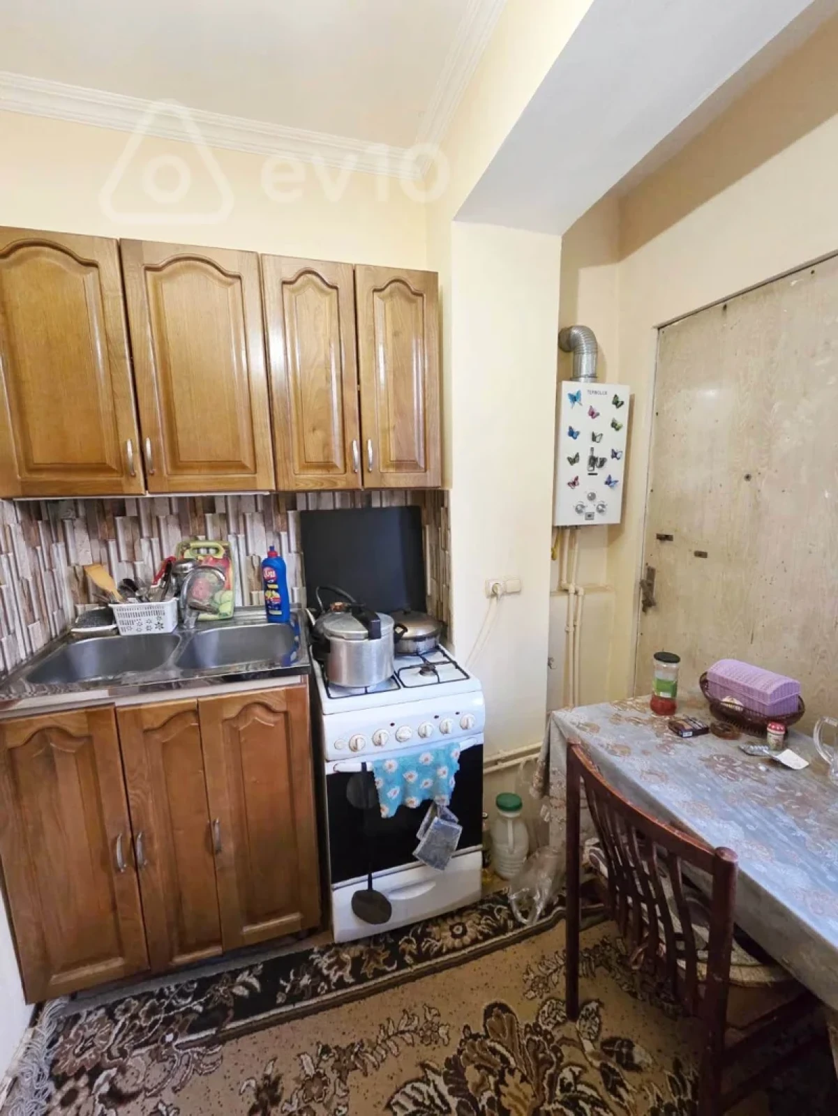 Satılır 3 otaqlı köhnə tikili 90 m²