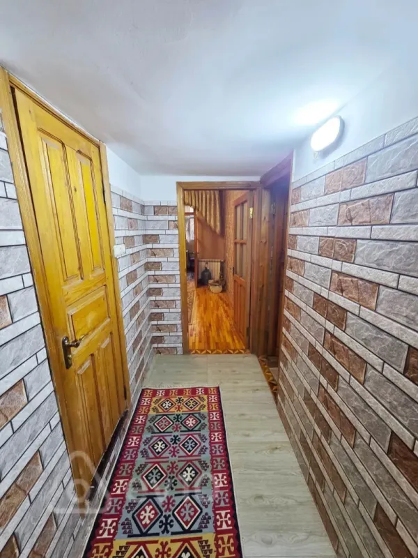 Satılır 3 otaqlı köhnə tikili 90 m²