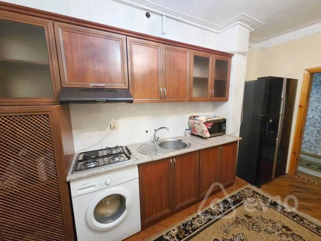Satılır 3 otaqlı köhnə tikili 90 m²