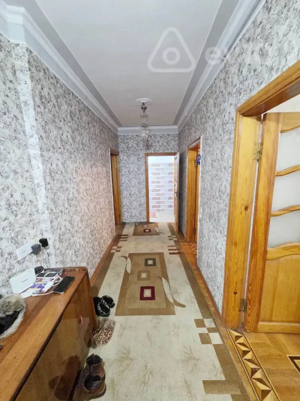 Satılır 3 otaqlı köhnə tikili 90 m²