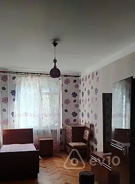 Kirayə verilir 3 otaqlı köhnə tikili 78 m²