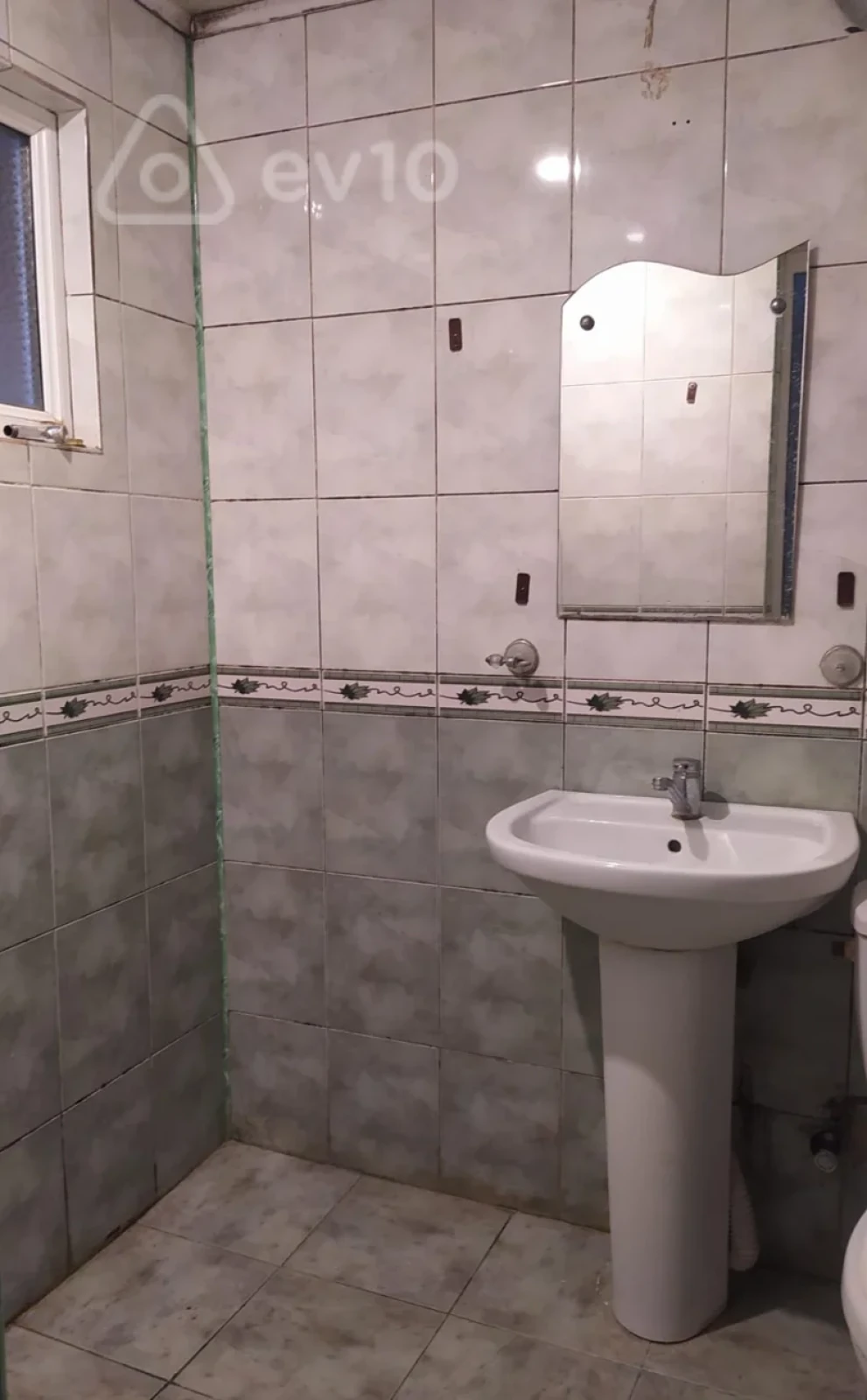 Kirayə verilir 3 otaqlı köhnə tikili 78 m²