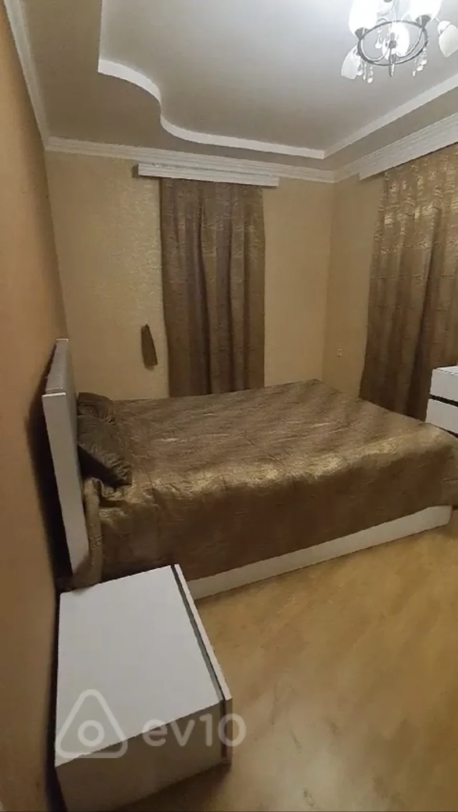 Kirayə verilir 9 otaqlı həyət evi 500 m²