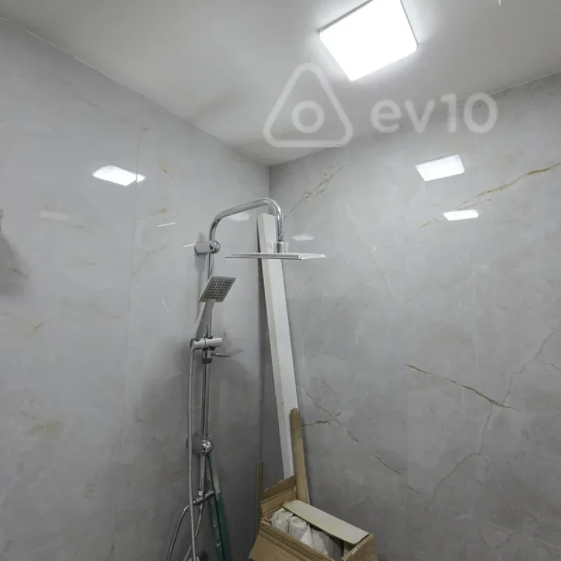 Satılır 2 otaqlı köhnə tikili 50 m²