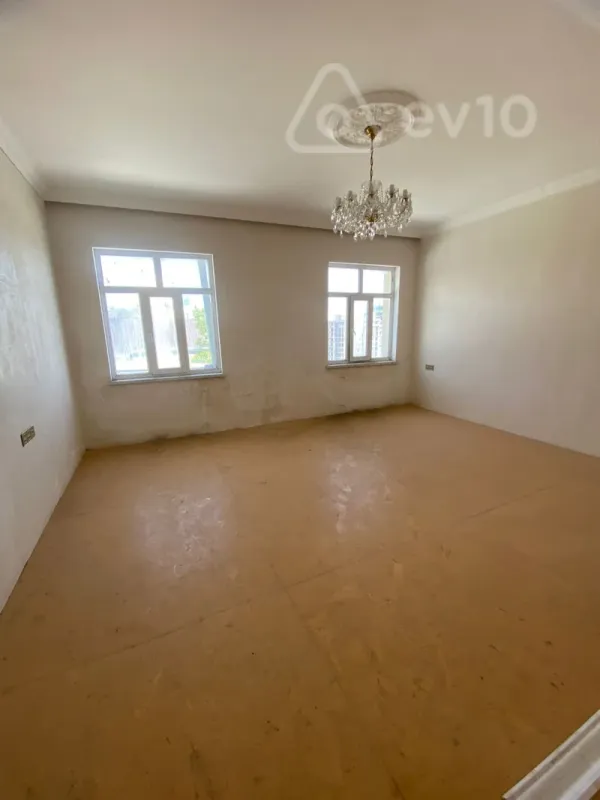 Kirayə verilir 4 otaqlı həyət evi 220 m²