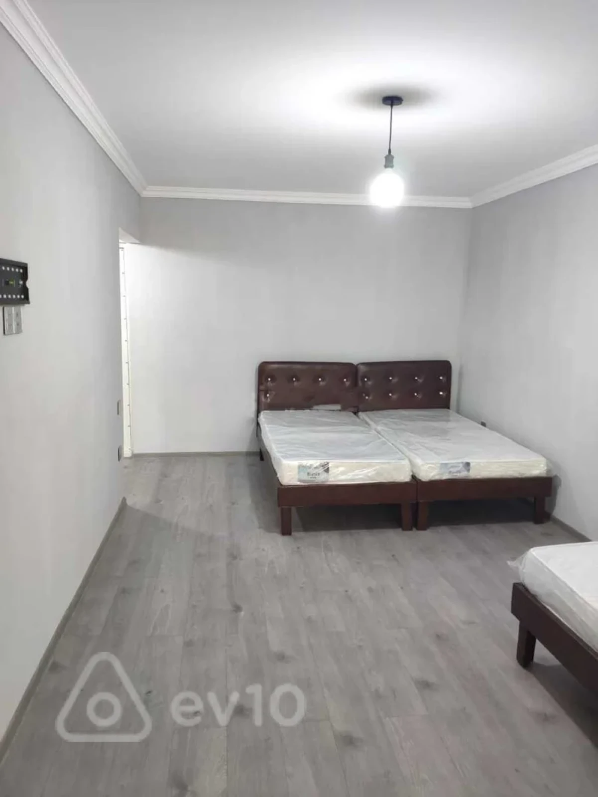 Kirayə verilir 1 otaqlı köhnə tikili 30 m²