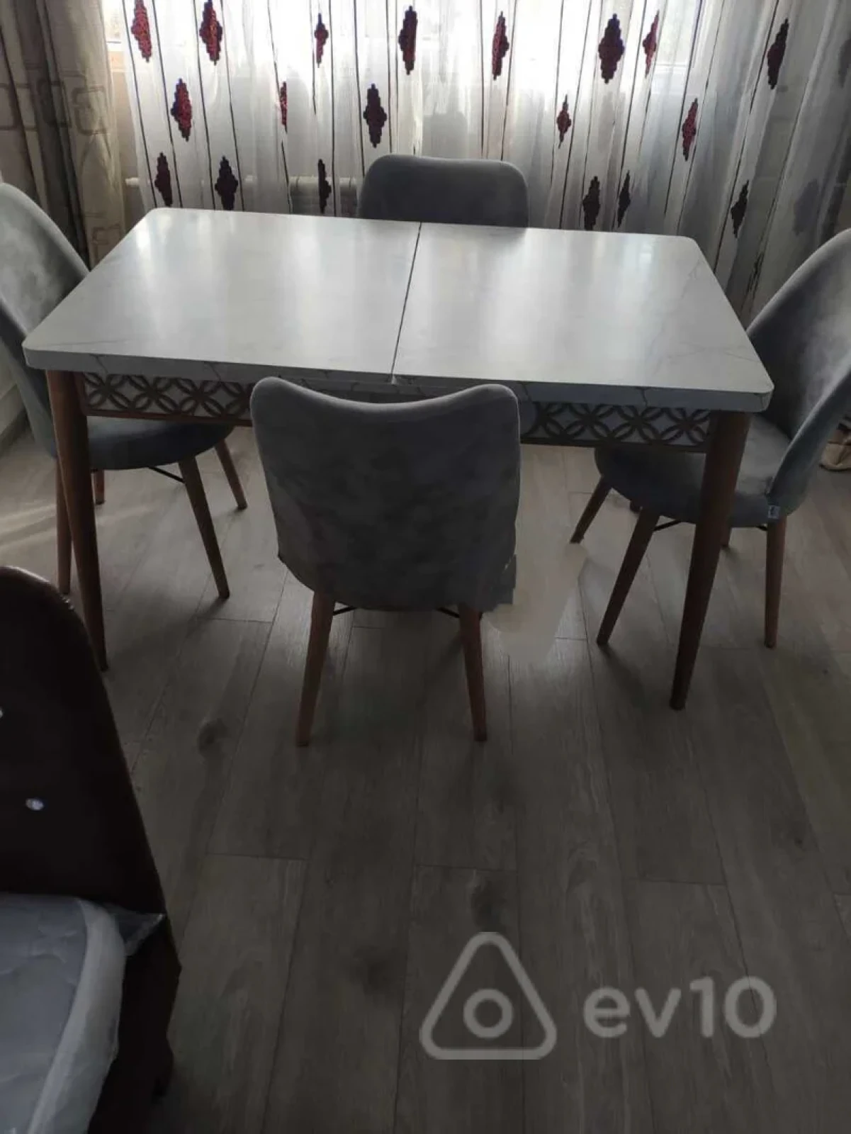 Kirayə verilir 1 otaqlı köhnə tikili 30 m²