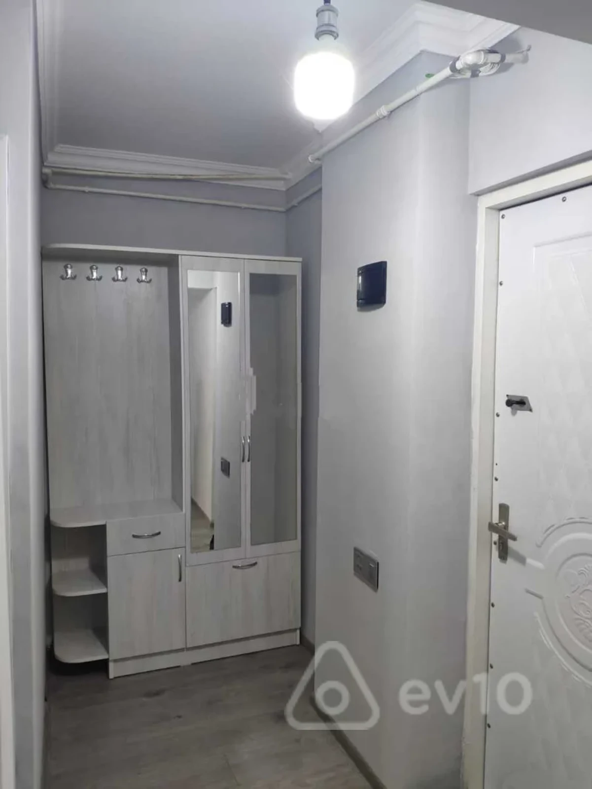 Kirayə verilir 1 otaqlı köhnə tikili 30 m²