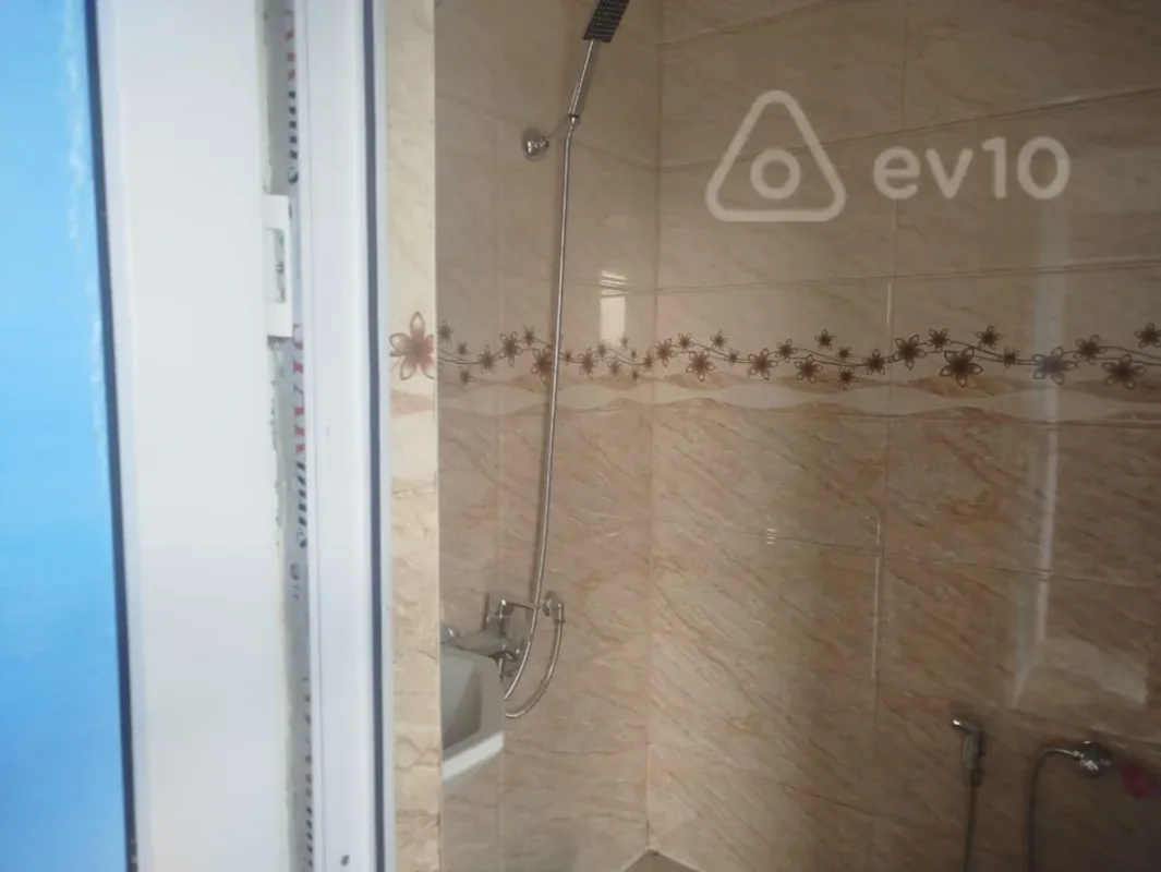 Satılır 2 otaqlı həyət evi 40 m²