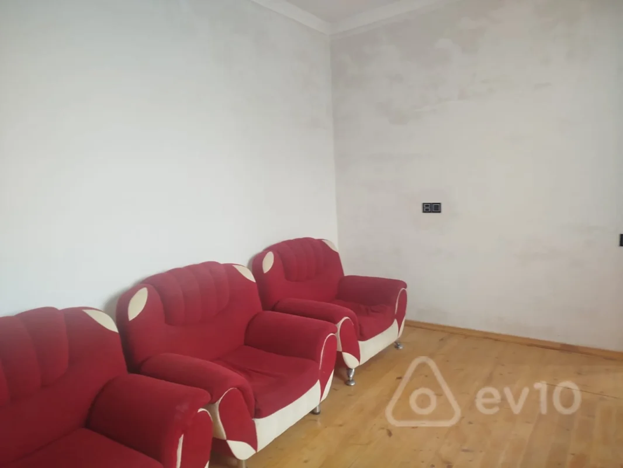 Satılır 2 otaqlı həyət evi 40 m²