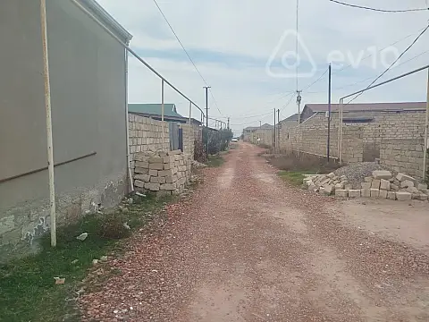 Satılır 2 otaqlı həyət evi 40 m²