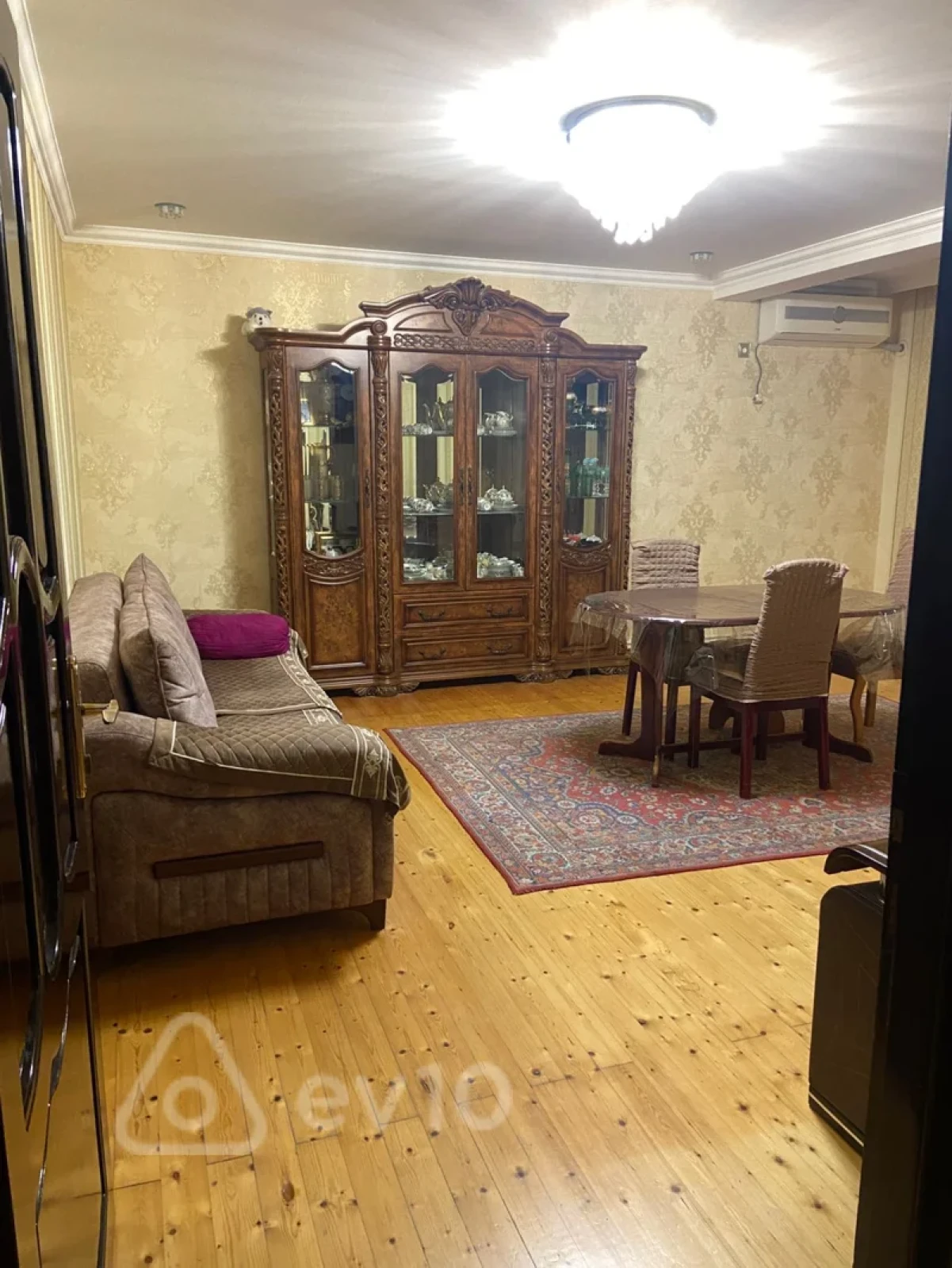 Kirayə verilir 3 otaqlı yeni tikili 65 m²