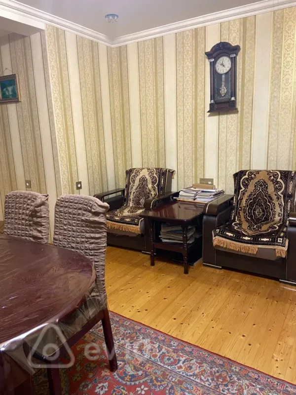 Kirayə verilir 3 otaqlı yeni tikili 65 m²