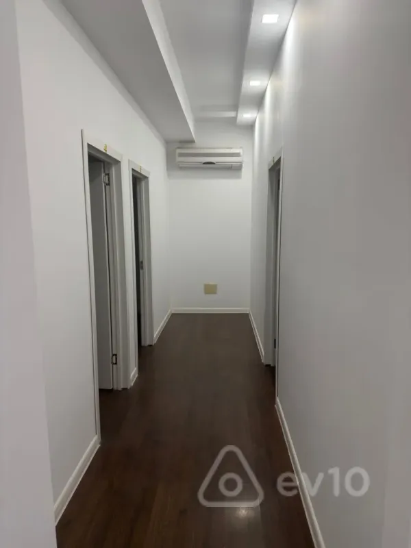 Kirayə verilir mənzil 100 m²