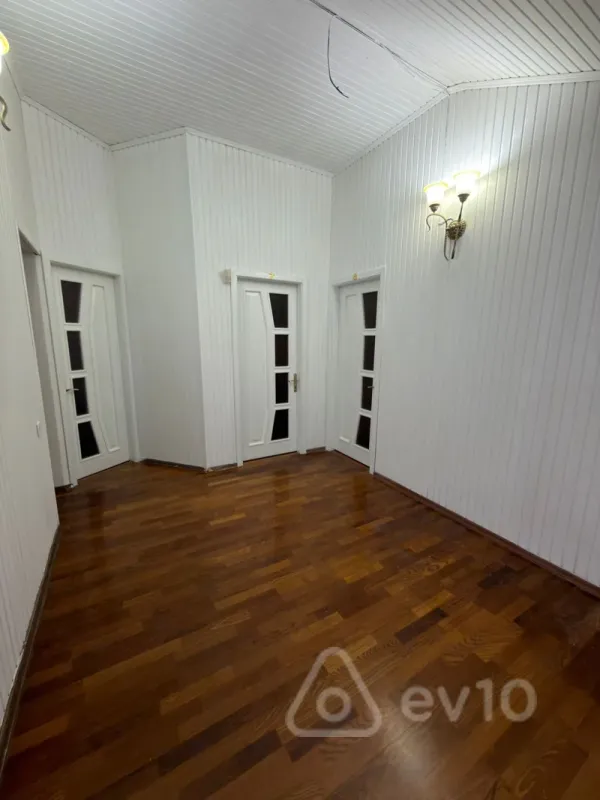 Kirayə verilir mənzil 100 m²