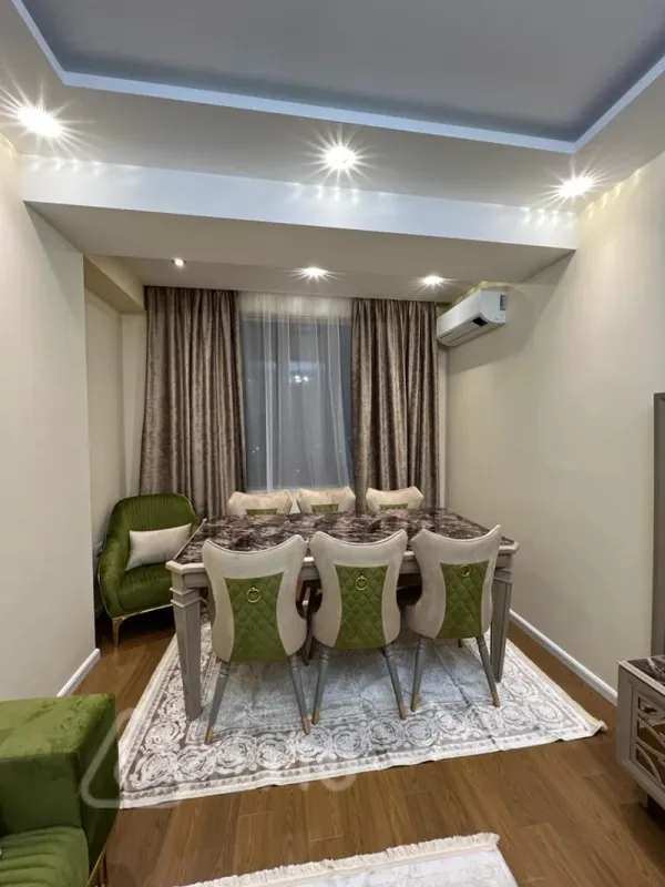 Kirayə verilir 2 otaqlı yeni tikili 91 m²