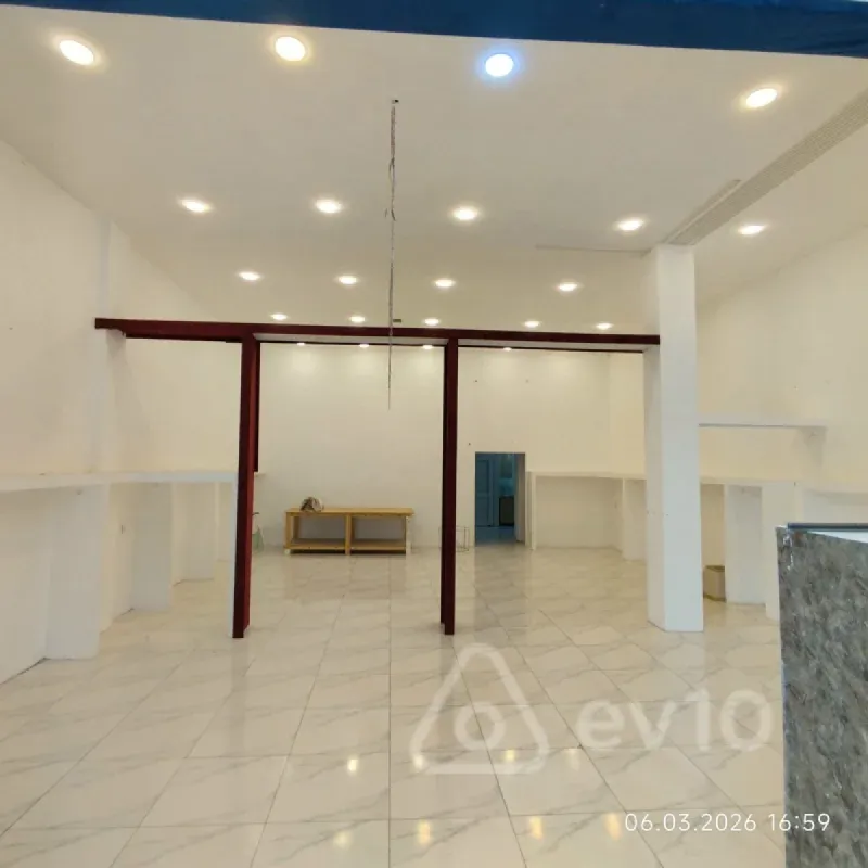 Kirayə verilir mənzil 166 m²