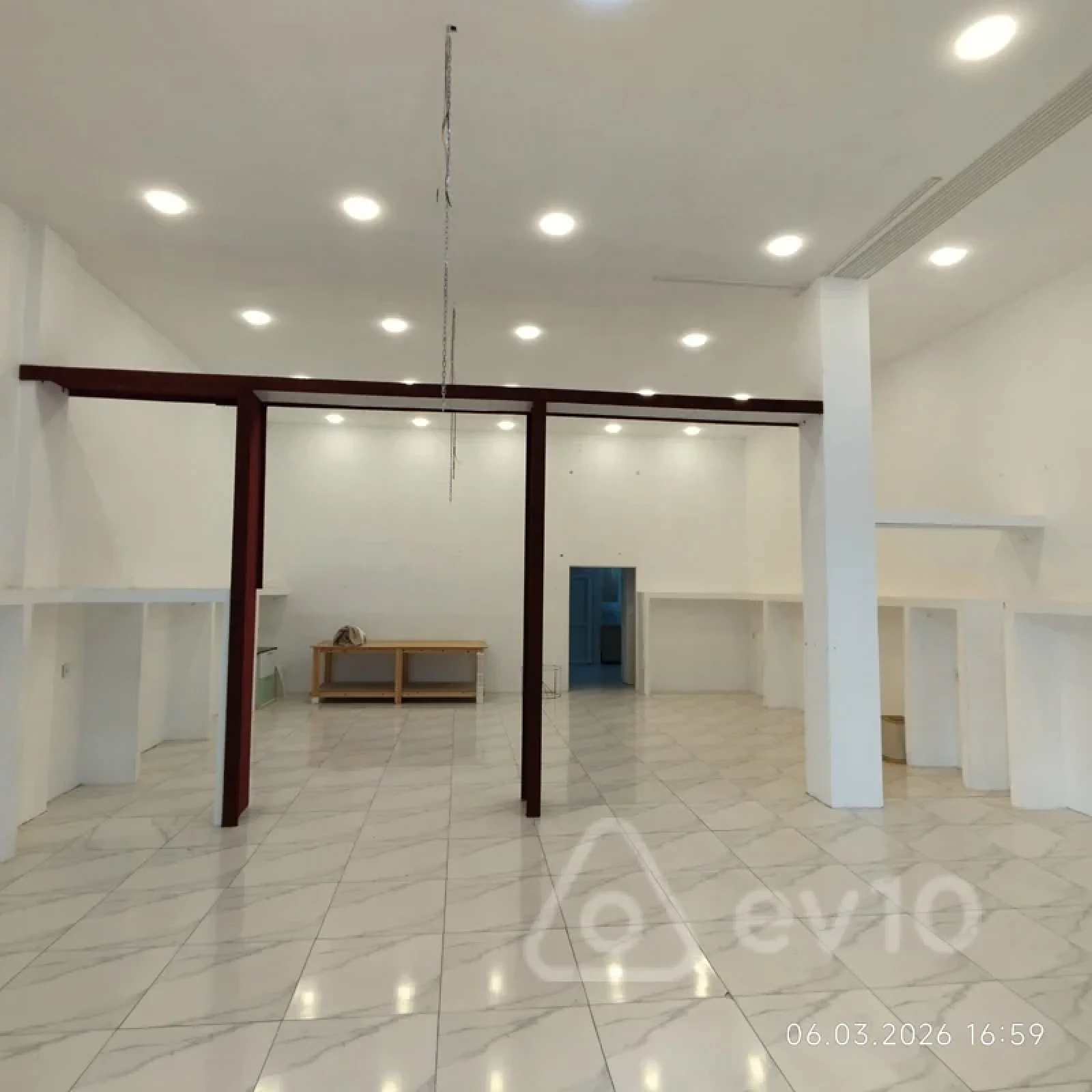 Kirayə verilir mənzil 166 m²