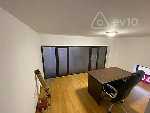 Kirayə verilir mənzil 105 m²