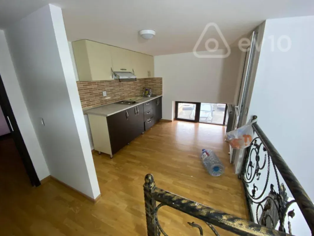 Kirayə verilir mənzil 105 m²