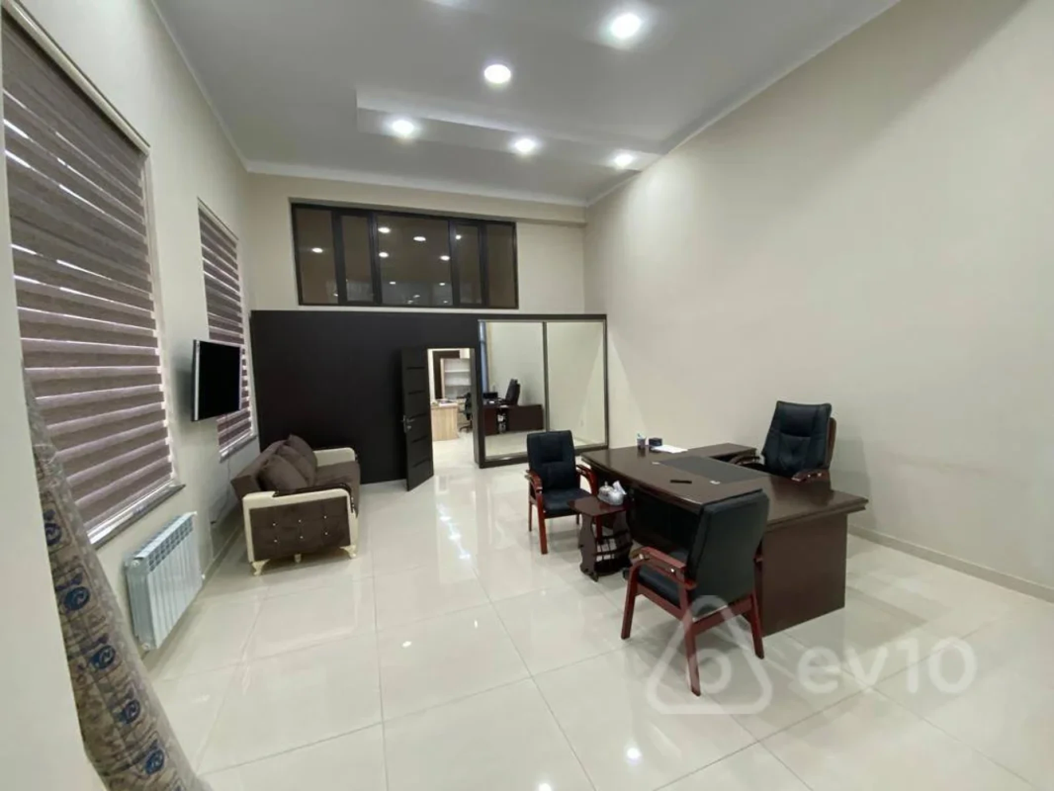 Kirayə verilir mənzil 105 m²