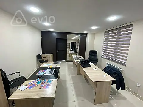 Kirayə verilir mənzil 105 m²