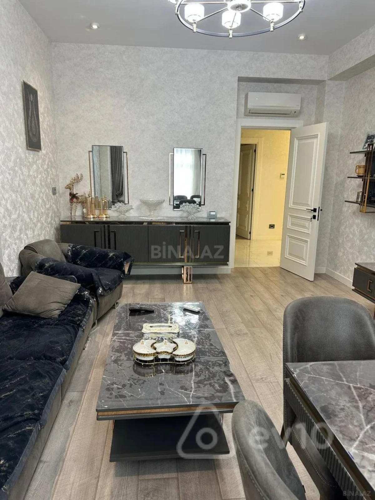 Kirayə verilir 4 otaqlı yeni tikili 139 m²
