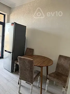 Kirayə verilir 2 otaqlı yeni tikili 75 m²