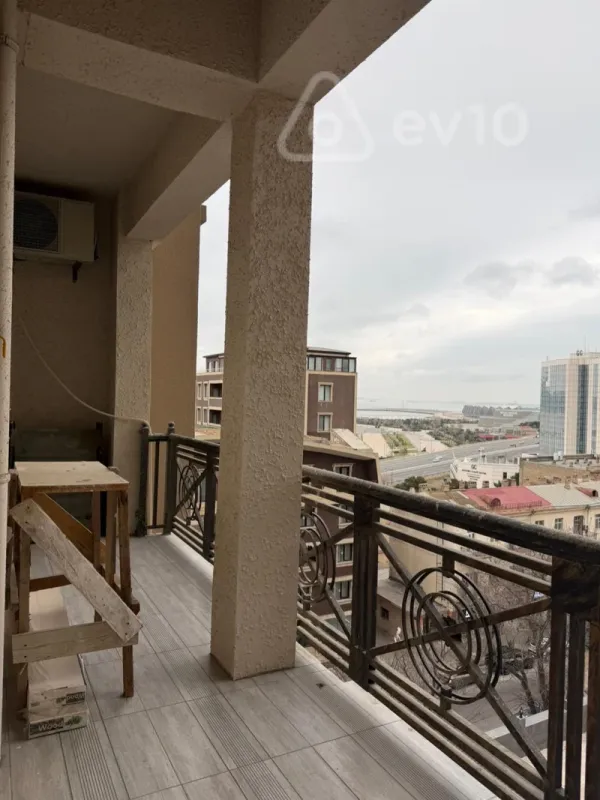 Kirayə verilir 2 otaqlı yeni tikili 75 m²