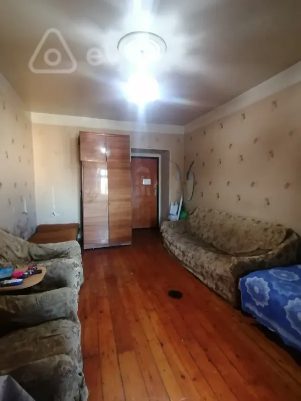 Satılır 1 otaqlı köhnə tikili 22 m²
