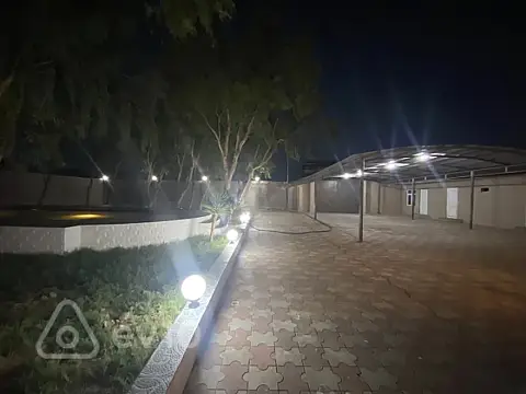 Satılır 4 otaqlı həyət evi 160 m²