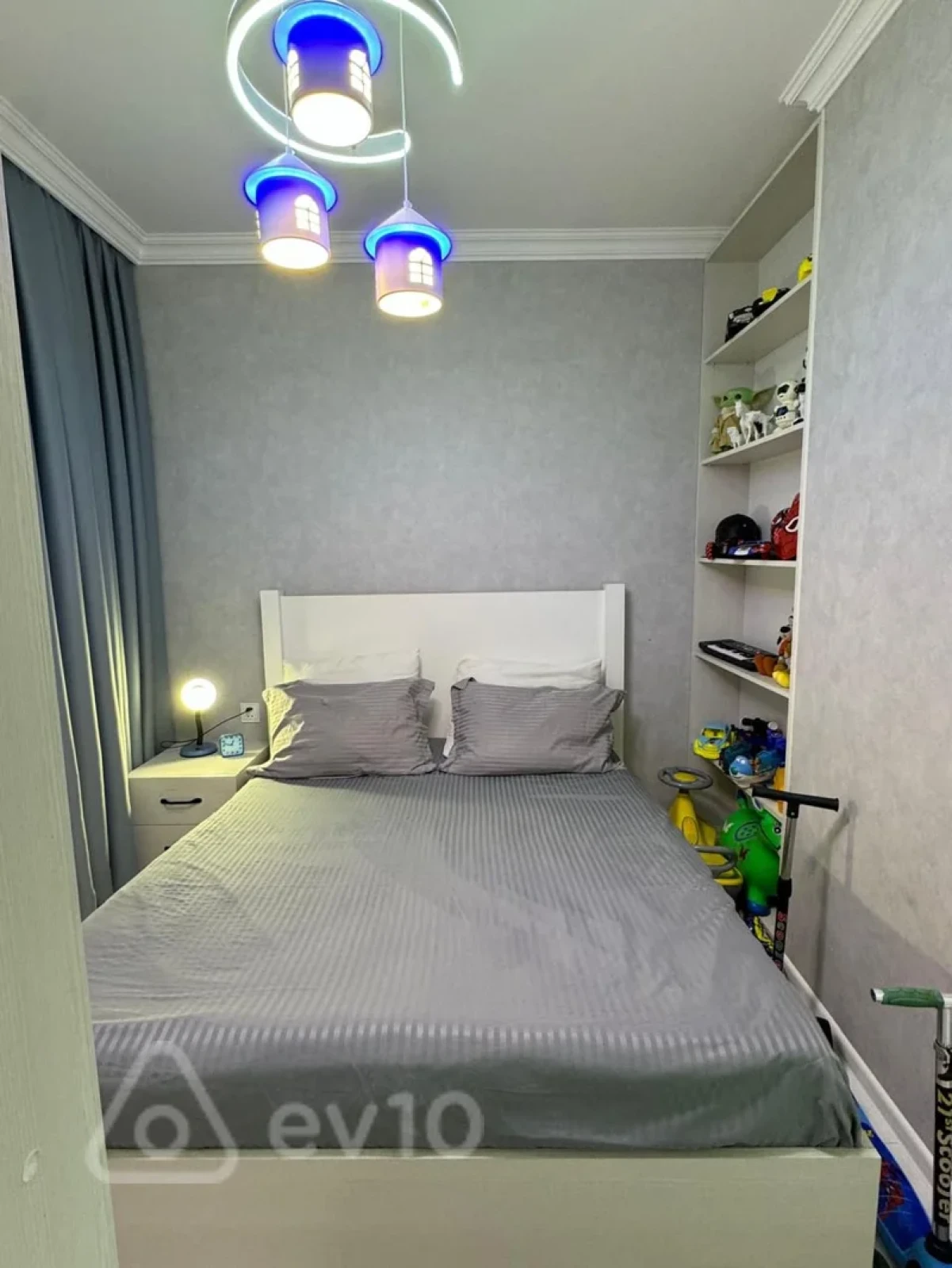 Satılır 3 otaqlı köhnə tikili 85 m²