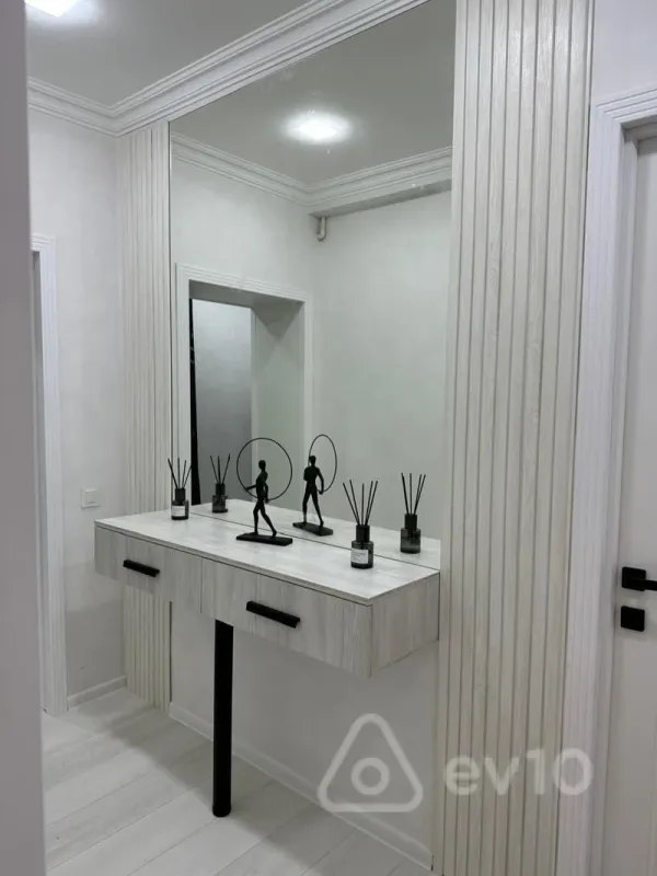 Satılır 3 otaqlı köhnə tikili 85 m²