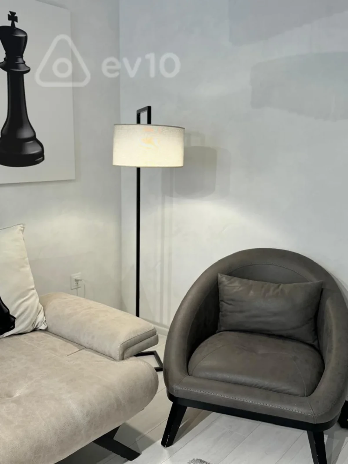 Satılır 3 otaqlı köhnə tikili 85 m²