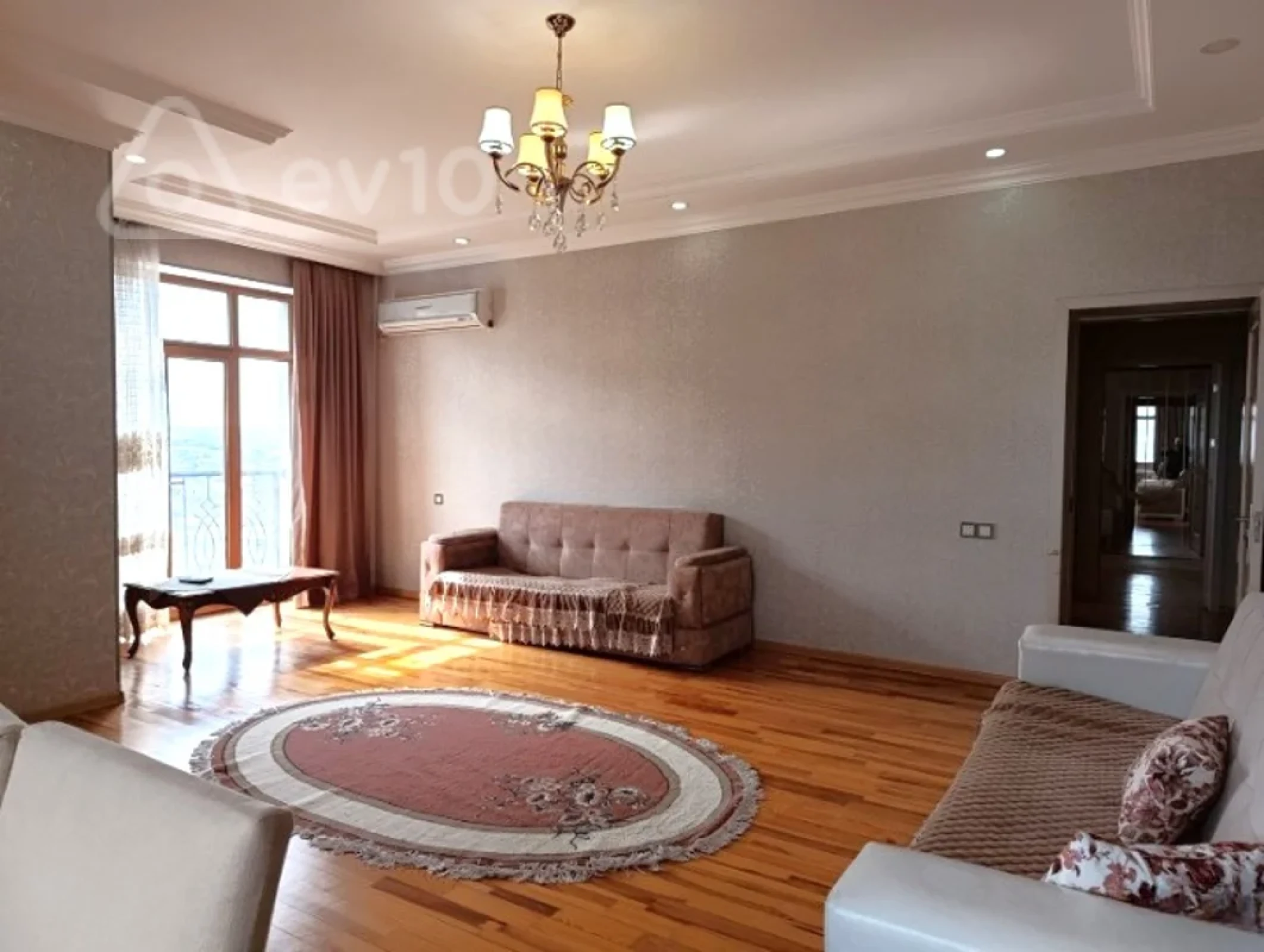 Satılır 3 otaqlı yeni tikili 125 m²