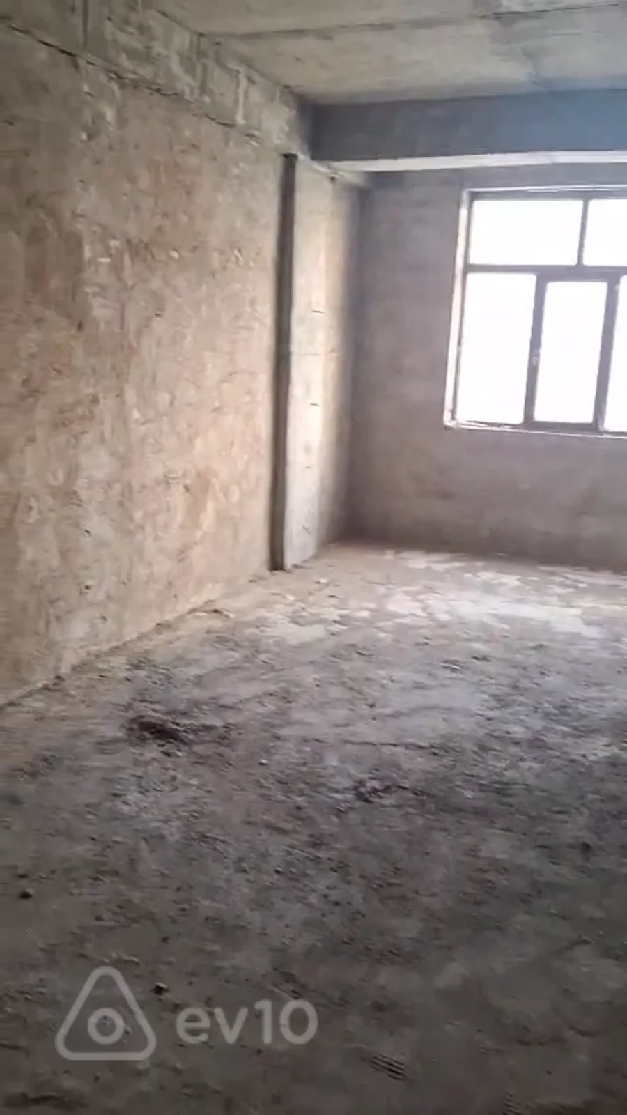 Satılır 3 otaqlı yeni tikili 110 m²