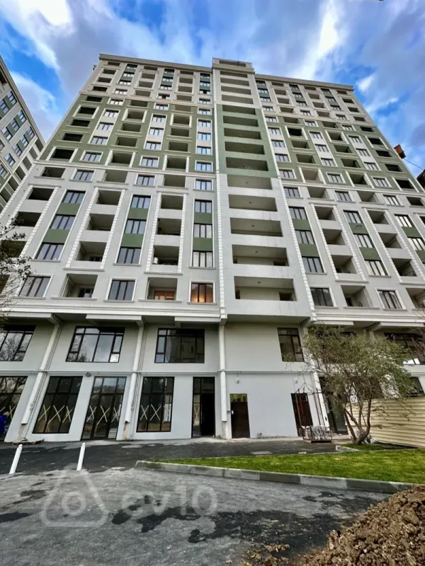 Satılır 3 otaqlı yeni tikili 110 m²