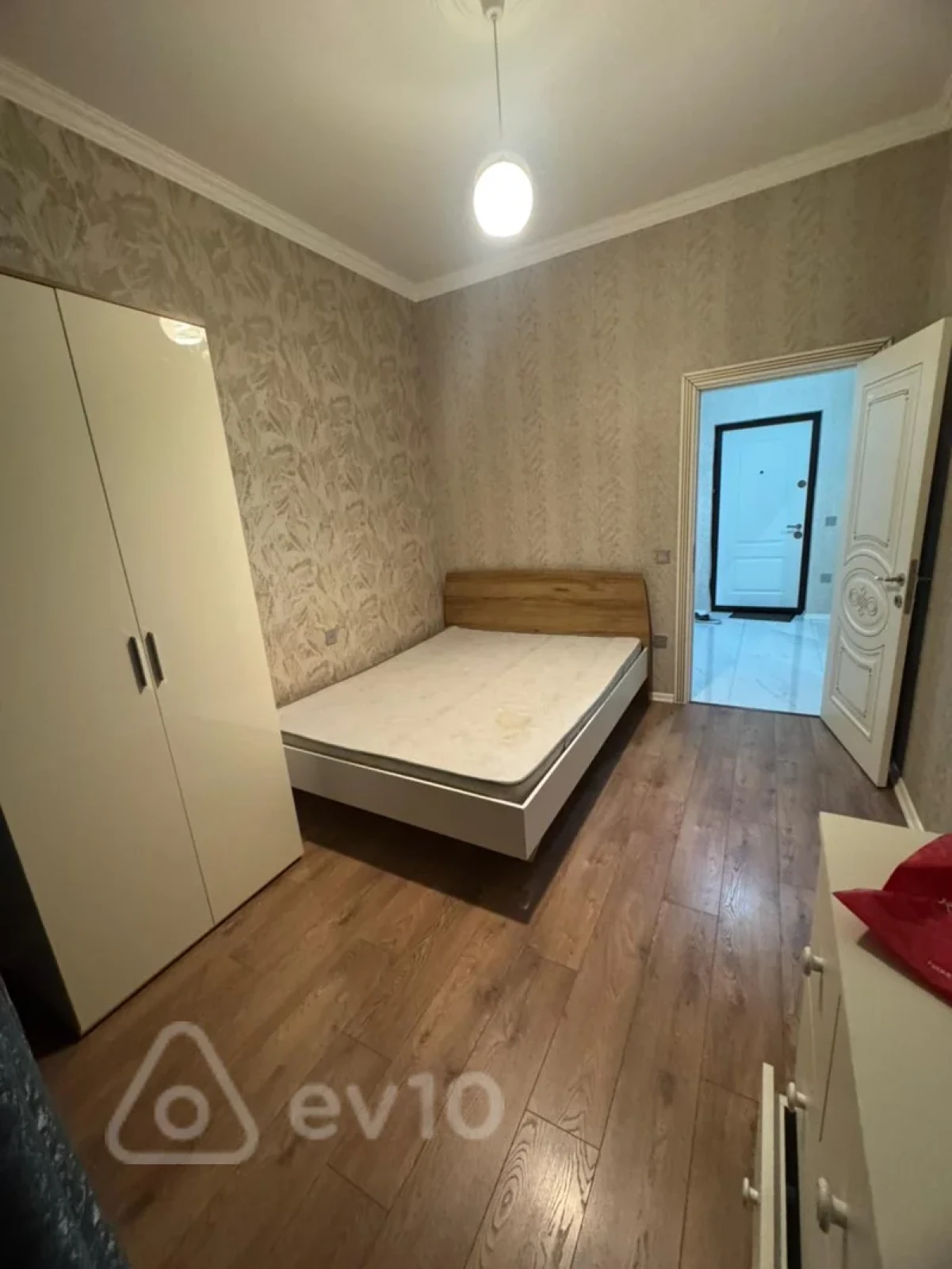 Kirayə verilir 2 otaqlı yeni tikili 50 m²
