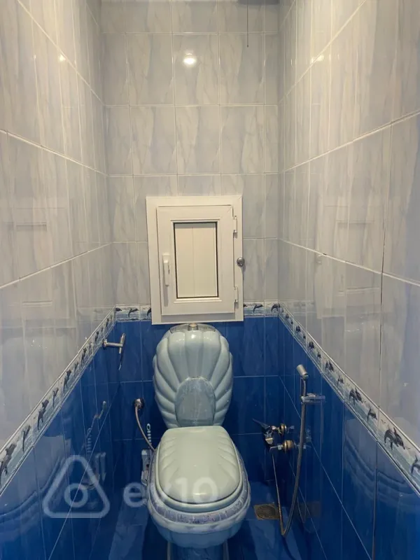 Kirayə verilir 2 otaqlı köhnə tikili 60 m²