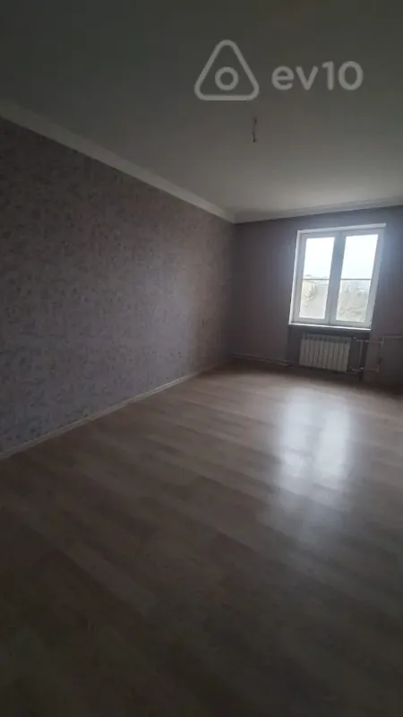 Kirayə verilir 3 otaqlı köhnə tikili 80 m²