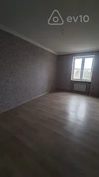 Kirayə verilir 3 otaqlı köhnə tikili 80 m²