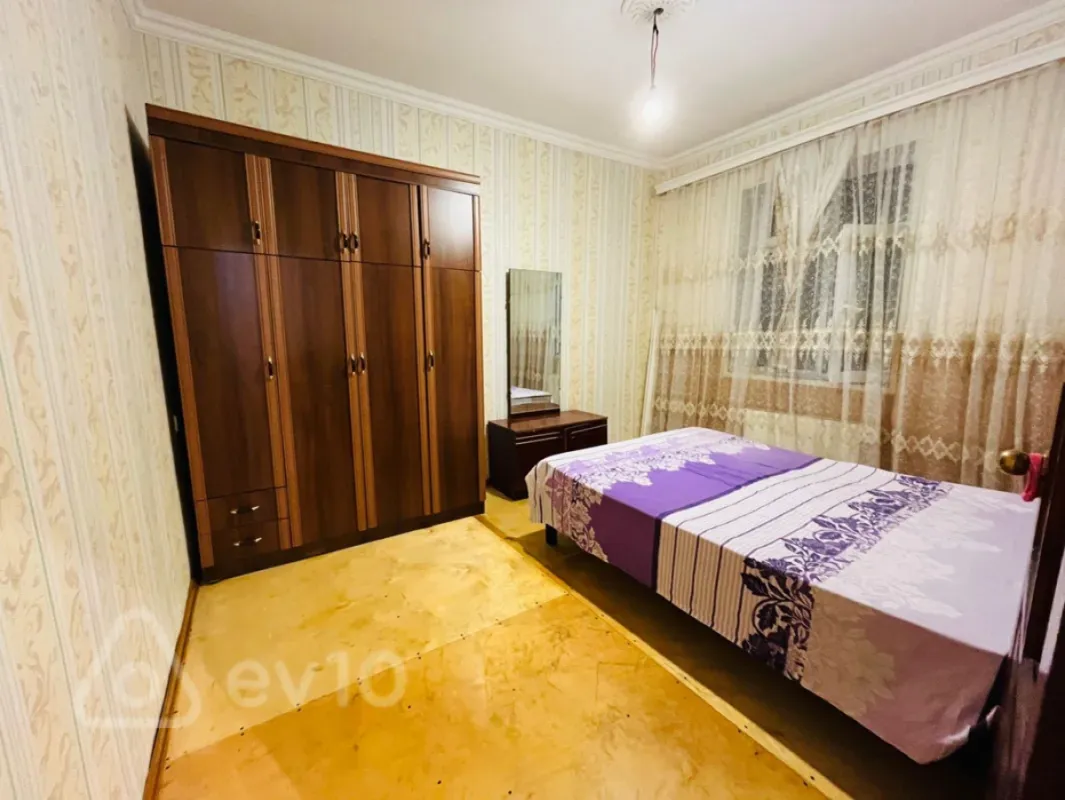 Kirayə verilir 2 otaqlı həyət evi 60 m²