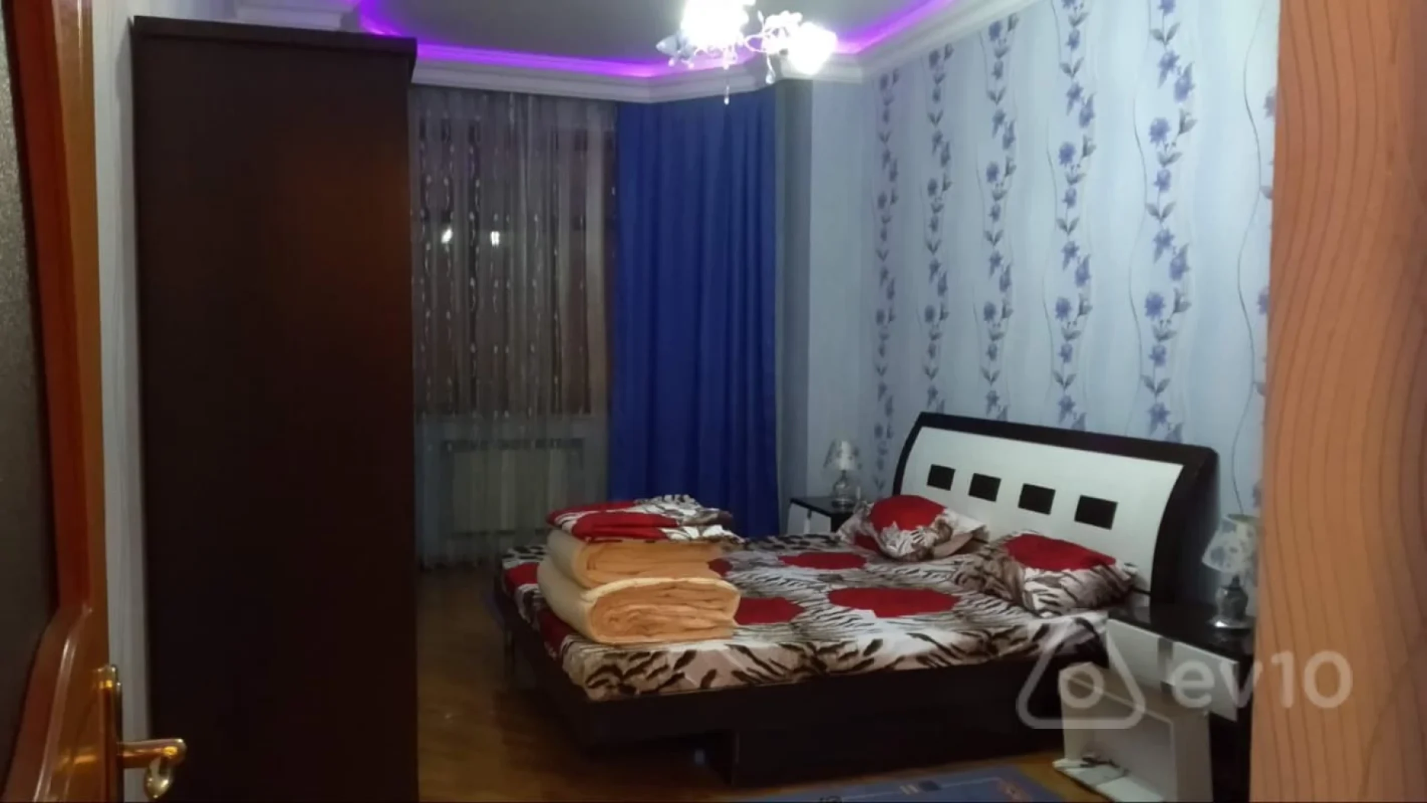 Kirayə verilir 3 otaqlı yeni tikili 120 m²