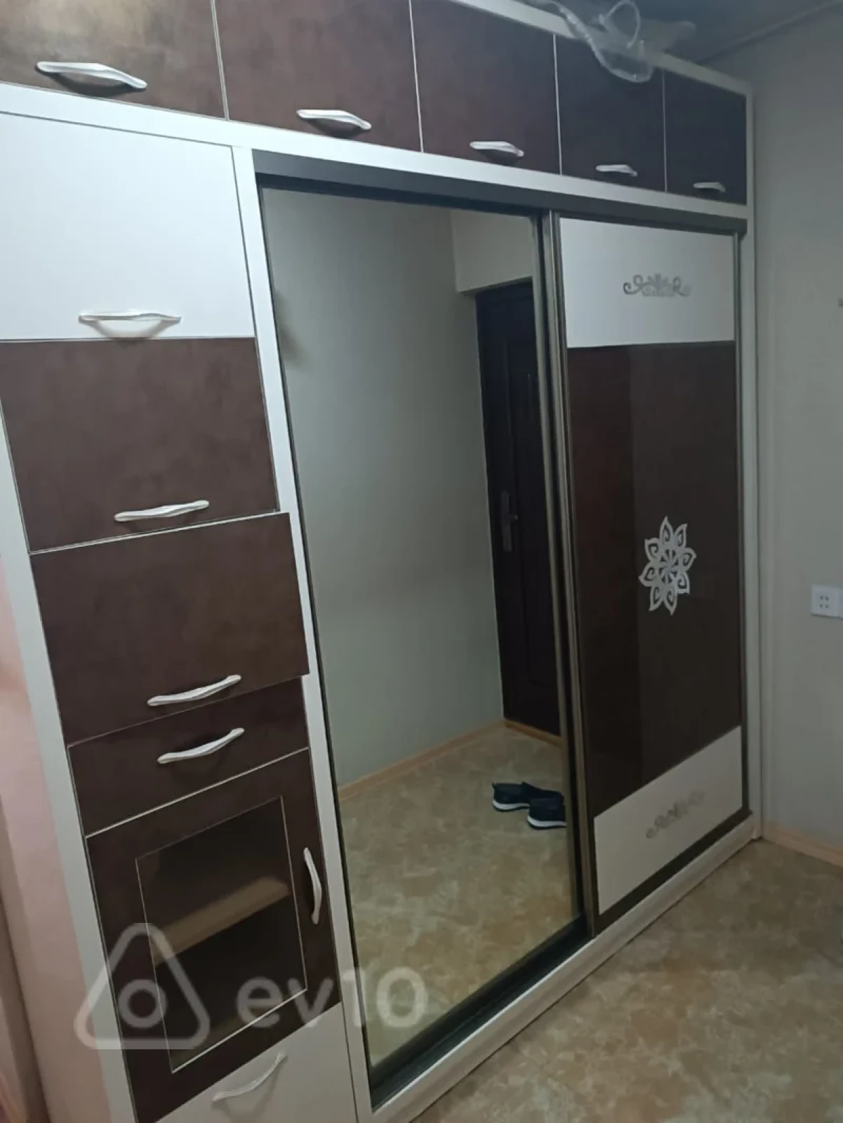 Kirayə verilir 3 otaqlı yeni tikili 80 m²