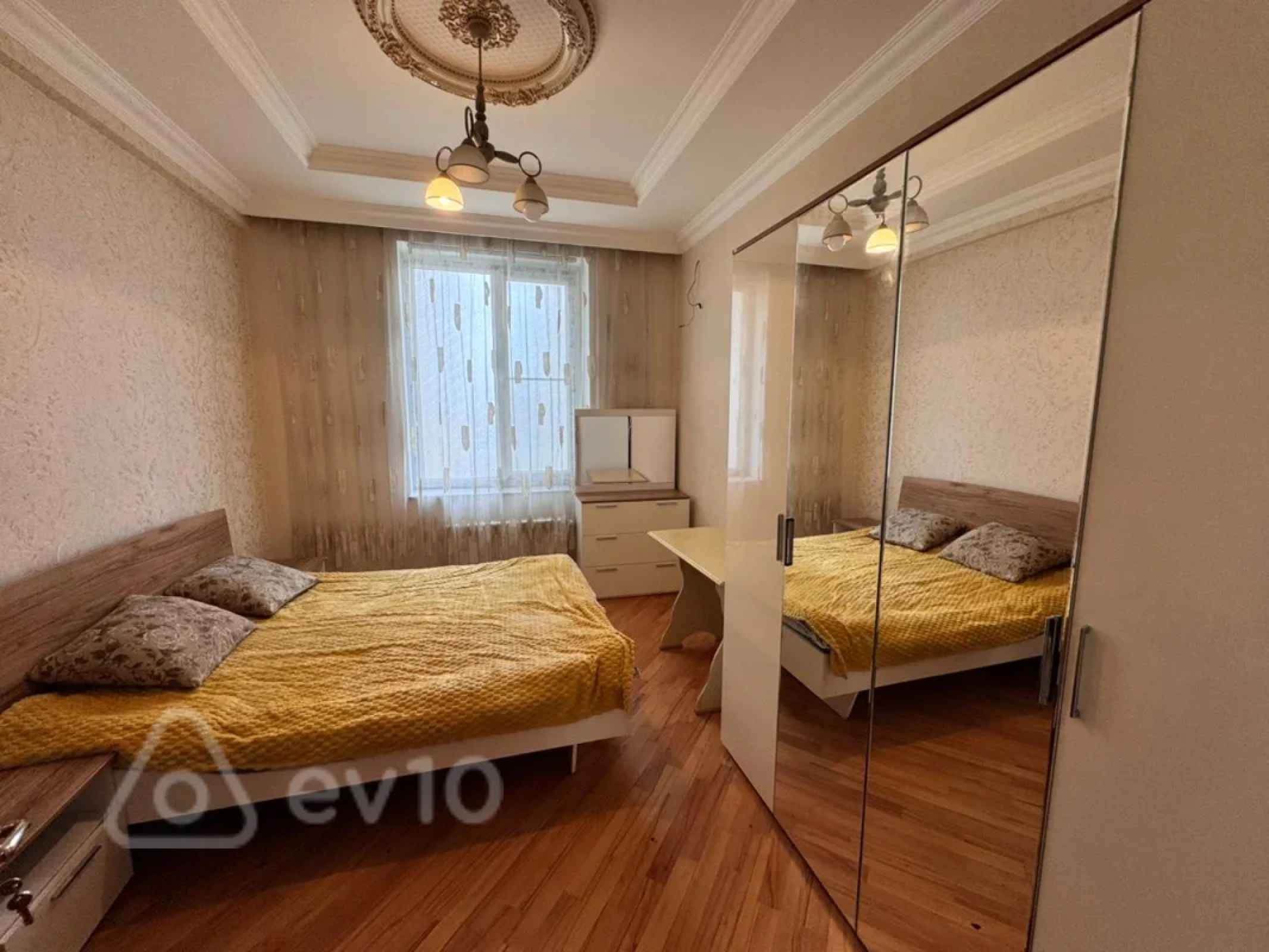 Satılır 3 otaqlı yeni tikili 105 m²