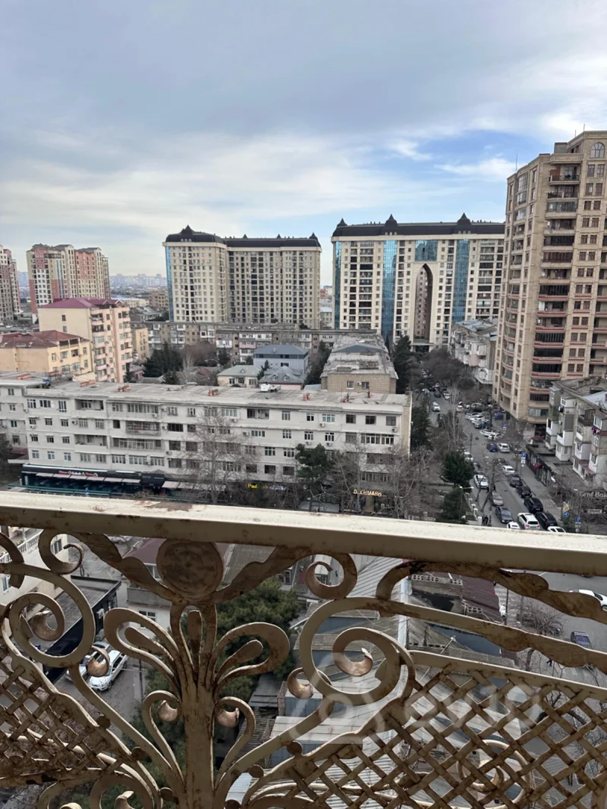 Satılır 3 otaqlı yeni tikili 145 m²